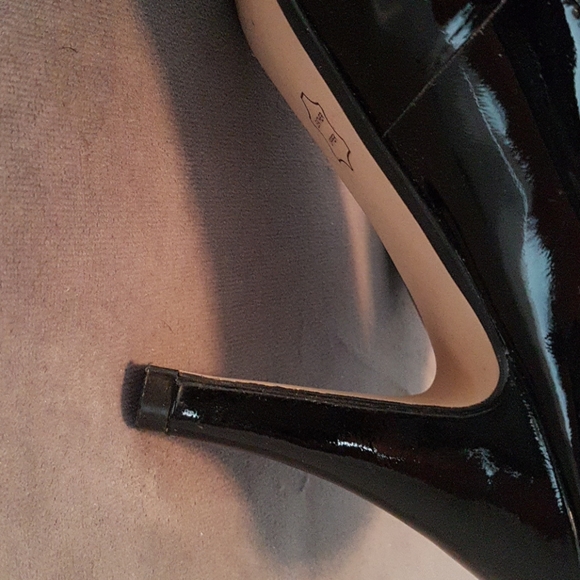 Shoes - Picture 2 of 2